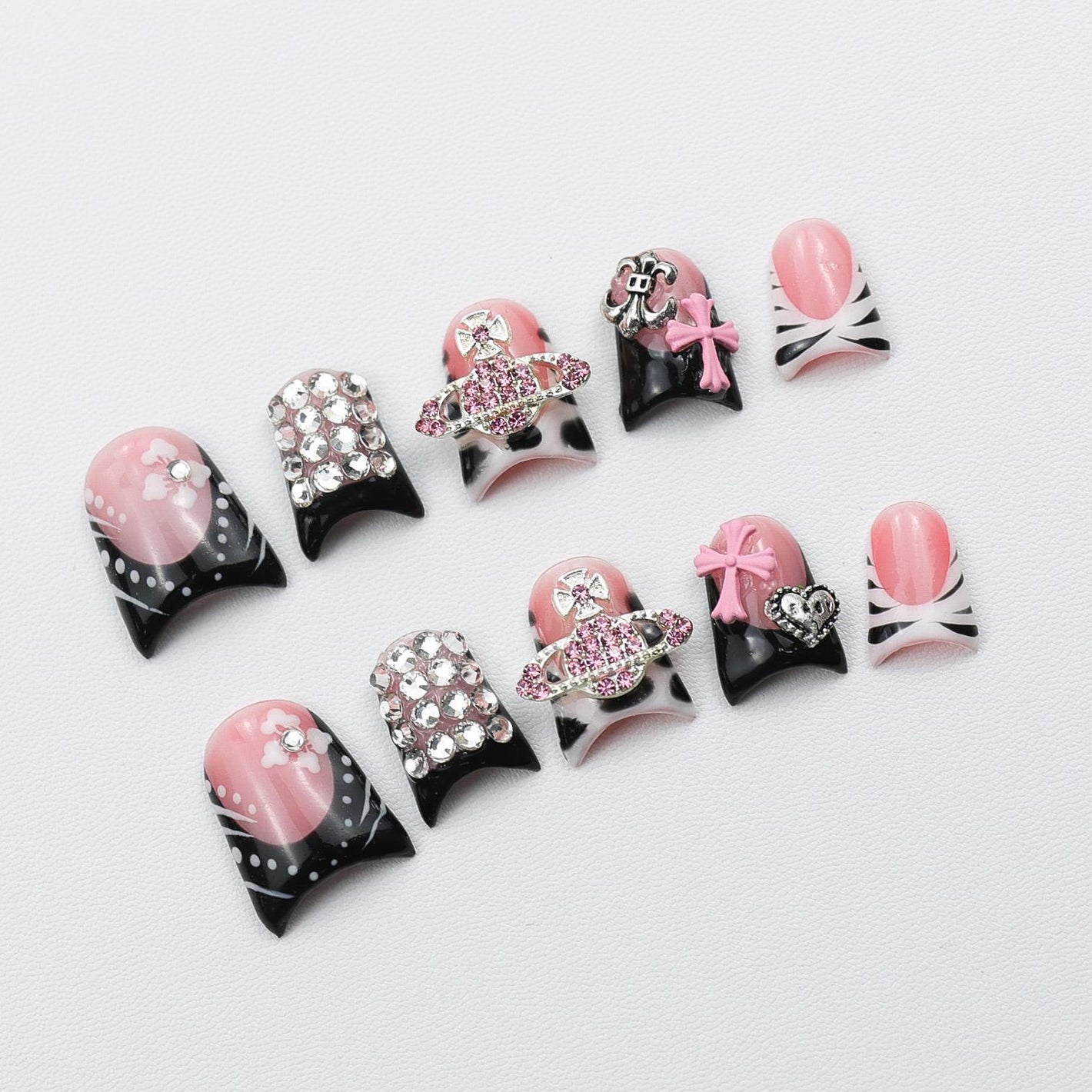 D1-Dreamy Sweetheart Nails: Sparkling Rhinestones, Pink Bows, Fashion Trend, Cute and Sweet Style Short Handmade Nails